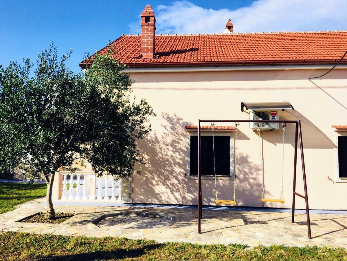 Vacation House Maslina Rupalj المظهر الخارجي الصورة